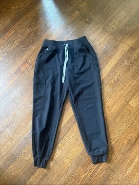 Figs Black Ankle Scrub Jogger Pants with Gray Drawstring